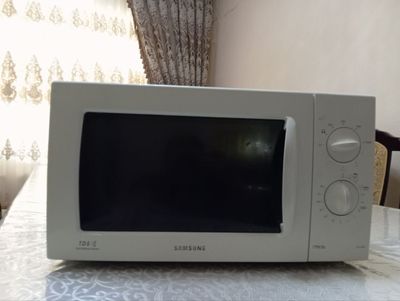 Mikrovolnovka samsung