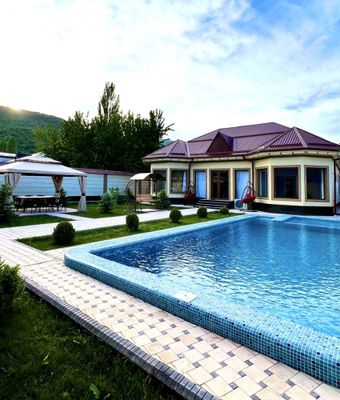 Xumsonda joylashkan toza va xalol dacha faqat oyla uchun