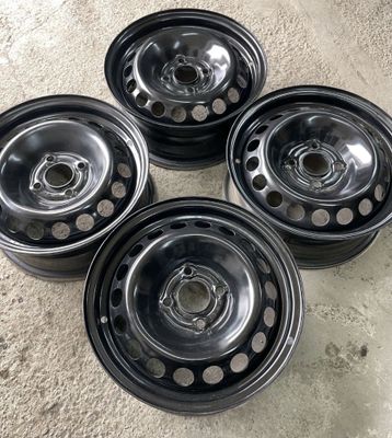 Штампованые диски R15 GM korea