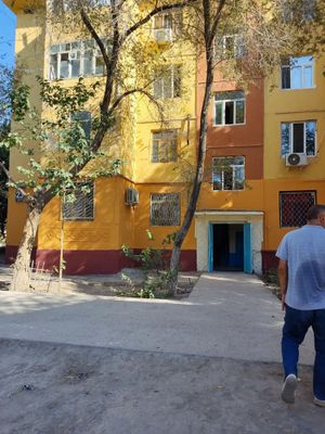 Ijara 1 xonali kv