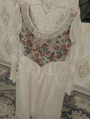 Karsetniy koʻylak organza matosidan