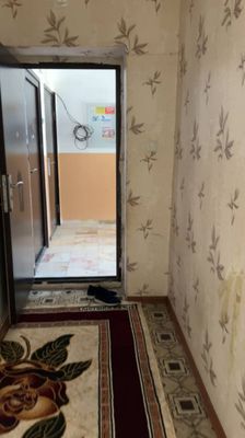 22-Maktab oldida Yangi bozor orqasi 3 etaj SROCHNA