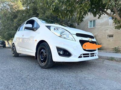 Автомашина спарк