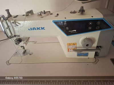 Tukuv mashinasi Jakk fermasinki