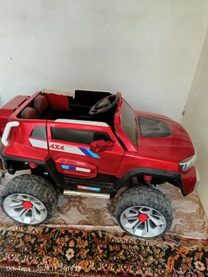 Elektronni mashina 4x4