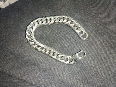 Braslet