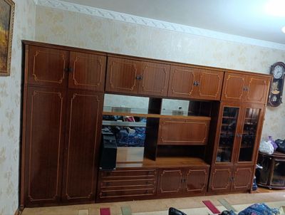 Стенка продётся своя