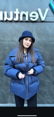 Абсолютно новая куртка Размер стандарт цена 350000