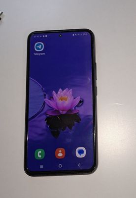 Продам смартфон Samsung А 54 в отличном состоянии. Чехол в подарок