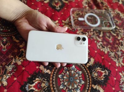 Iphone 11 64 78% Fase trton bor Aybi yoq Faqat naxtga sotiladi Ob