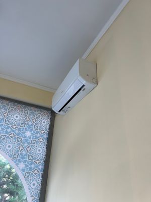 Kanditsioner sotiladi narxi 300$ kelishamiz