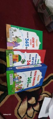 Paygambarimiz bilan 365kun kitob nabori.
