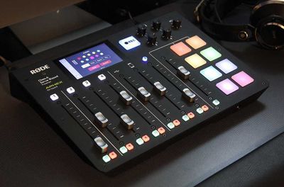 Rodecaster Pro – идеальный пульт для подкастов