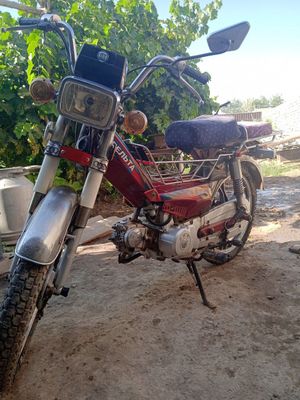 Moto kavasaki Delta 49 cm3