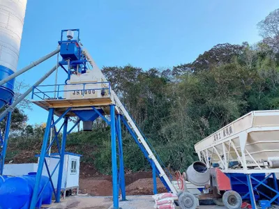 Бетонные завод 35m3/ч-120m3/ч есть в наличии Сервис:10-год