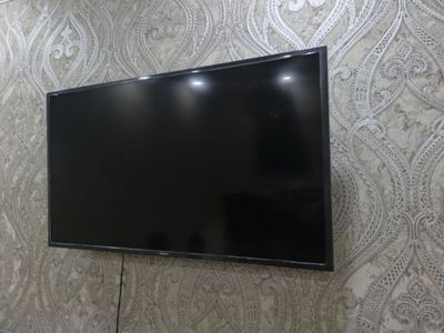 Samsung 42 tv sotiladi