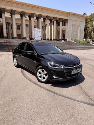 Onix premier 5 pozitsiya