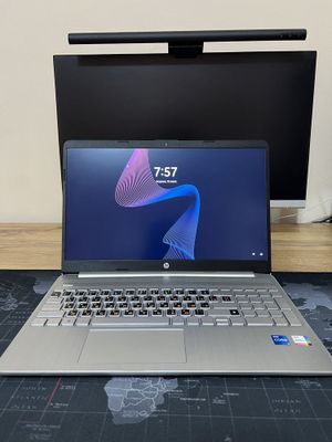 Hp Laptop i5 11 Avlod 15 Dyum ips ekran 16/256 GB