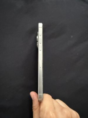 Iphone 15 pro max 256 titan