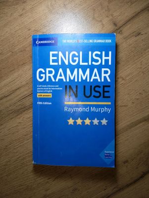 "English grammar in use" book