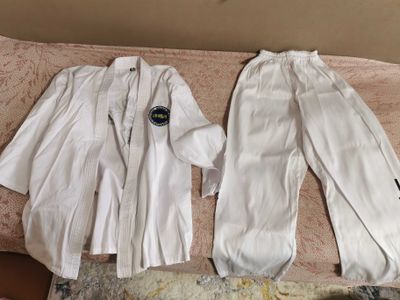 Продается кимоно для таэквондо