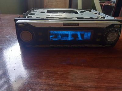 Продам Pioneer установлено Bluetooth в нармальном состоянии.