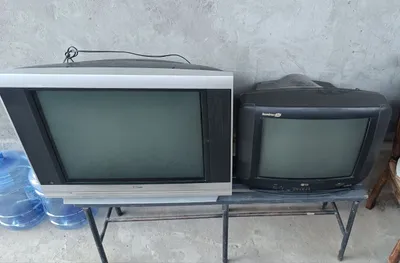 Televizor LG 72va 21 diaganal va Panasonic mafon