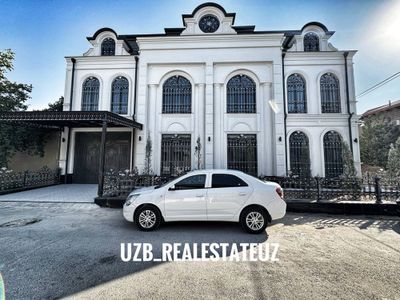 Ор-р: Улица Мукумий Саломатина Продается Новый Евро Дом 4.соток 700м2
