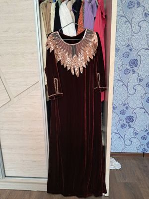 Платье