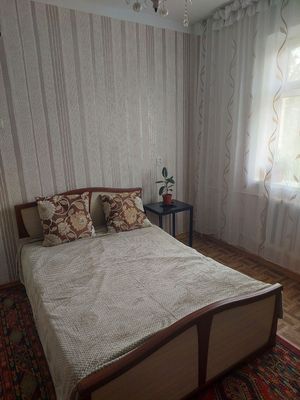 Сдаётся 2х комнатная Куйлюк 4 рядом метро киет