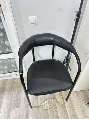 Salon uchun johozlar sotladi