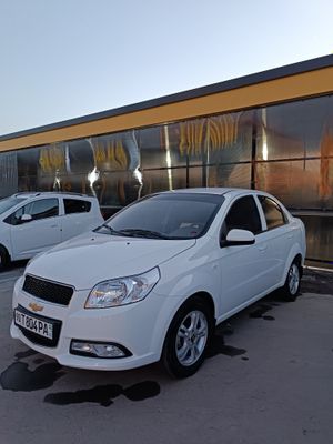 Nexia 3 sotiladi