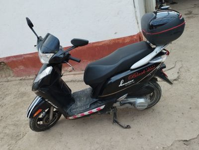 Benzinli skuter 125 kub