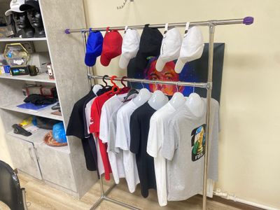 Brendingiz tushirilgan futbolkalar Chegirma narxda