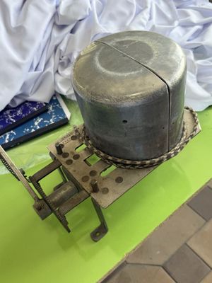 Калодка утюг для головных убор