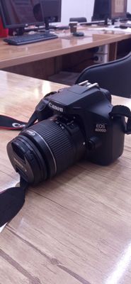 Canon EOS 4000 D kamera