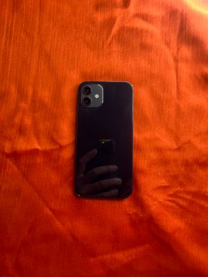 iPhone 12 128gb Black Akk: 79% Kelwamiz