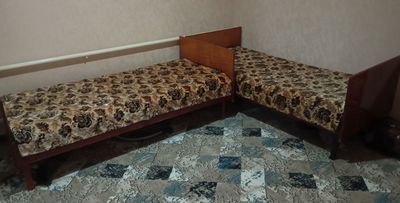 кровать