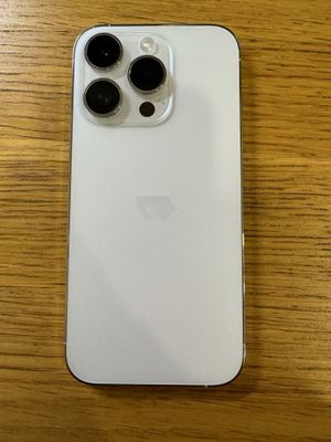 Рассрочка iPhone 14 Pro Silver