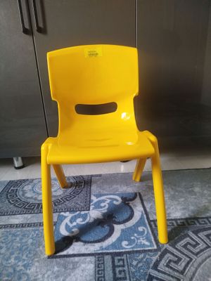 stulcha yosh bolalarga.
