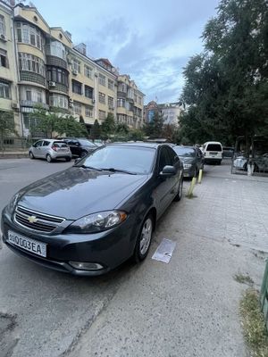 Srochna sotiladi alo darajada
