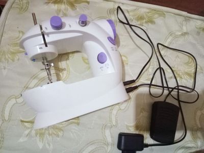 Mini tikuv mashinasi
