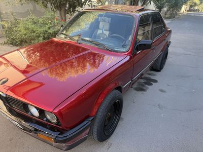 Продается БМВ е30 м52б28ту