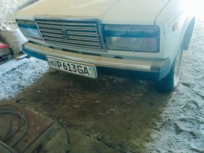 Vaz 2107 toza zang yoq ummuman narxini kelishtrib beraman