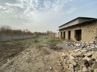 Ер участок сотаман Зангиота тумани Бўзсувда жойлашган