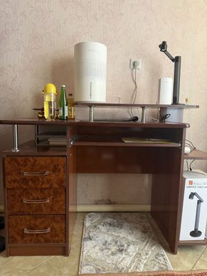Продается стол / Стол сотилади