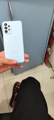 Samsung A23. Ideal.