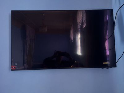Televizor samsung smart 43 talik