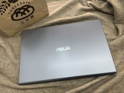 Asus X515M noutbook.Muddarli to'lov asosida