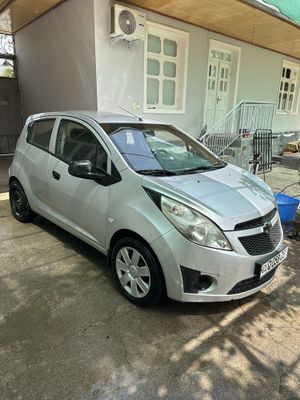 Продам Spark серый, стальной